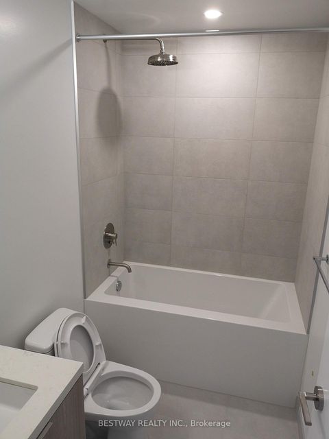 Photo 10 at 1611 - 2020 Bathurst Street, Cedarvale, Toronto
