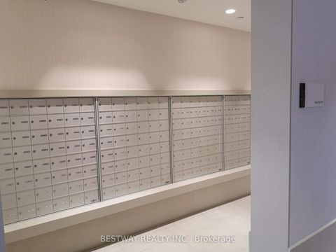 Photo 16 at 1611 - 2020 Bathurst Street, Cedarvale, Toronto