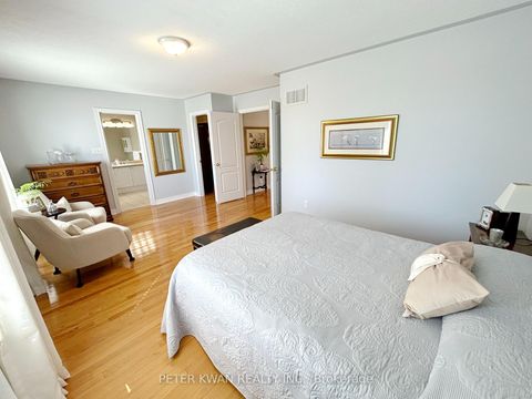 Photo 15 at 664 Society Crescent, Summerhill Estates, Newmarket