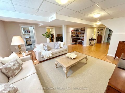 Photo 29 at 664 Society Crescent, Summerhill Estates, Newmarket