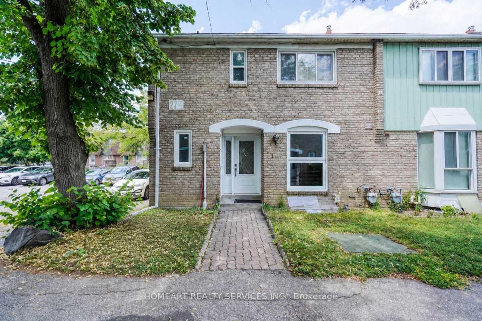 1 - 27 Gosford Boulevard, Black Creek, Toronto 