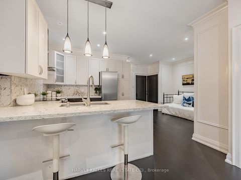 Photo 5 at 126 - 2351 Kennedy Road, Malvern West, Toronto