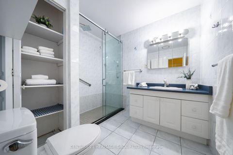 Photo 29 at 33 Elise Terrace, Newtonbrook West, Toronto