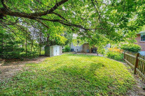 Photo 46 at 33 Elise Terrace, Newtonbrook West, Toronto