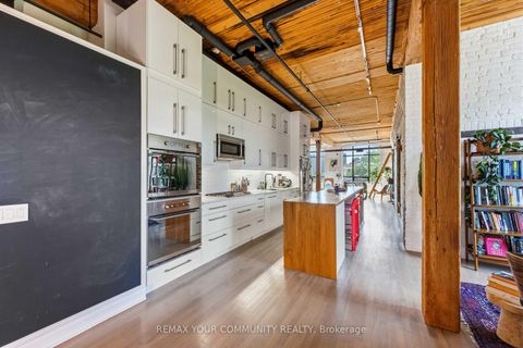 Photo 6 at 301 - 993 Queen Street W, Bellwoods, Toronto