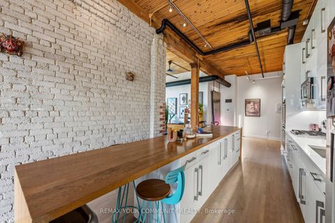 Photo 12 at 301 - 993 Queen Street W, Bellwoods, Toronto