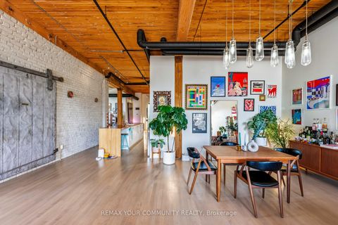 Photo 16 at 301 - 993 Queen Street W, Bellwoods, Toronto