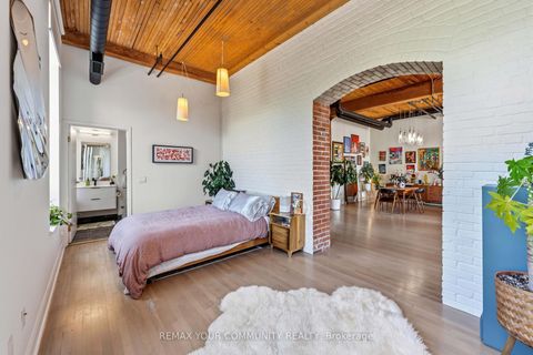 Photo 29 at 301 - 993 Queen Street W, Bellwoods, Toronto