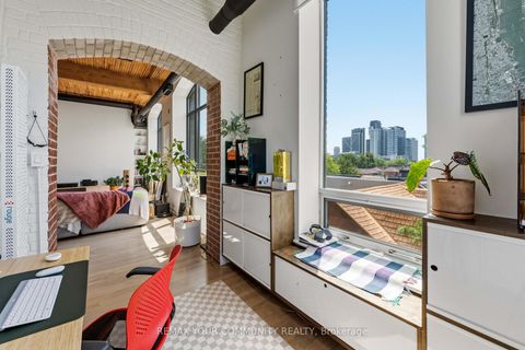 Photo 36 at 301 - 993 Queen Street W, Bellwoods, Toronto