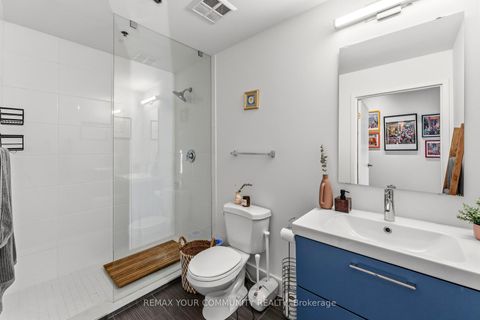 Photo 39 at 301 - 993 Queen Street W, Bellwoods, Toronto