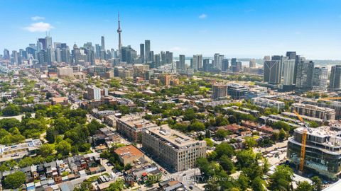Photo 47 at 301 - 993 Queen Street W, Bellwoods, Toronto