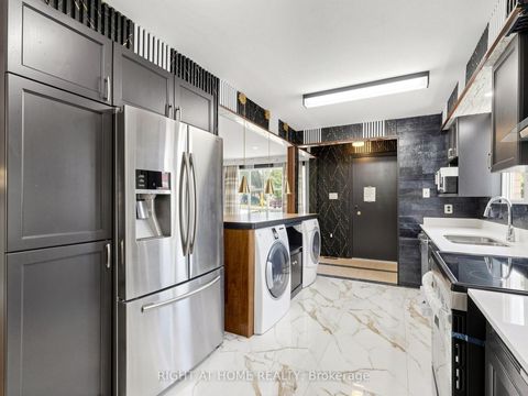 Photo 4 at 65 Darlingside Drive, West Hill, Toronto