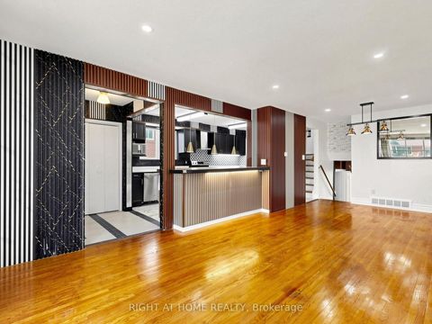 Photo 9 at 65 Darlingside Drive, West Hill, Toronto