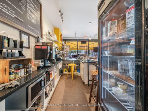 Photo 13 at 725 Dovercourt Road, Little Italy, Toronto