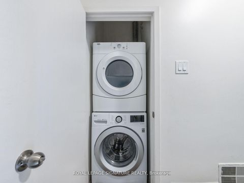 Photo 19 at 725 Dovercourt Road, Little Italy, Toronto