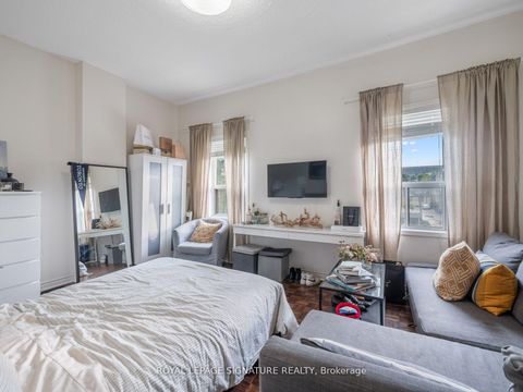 Photo 22 at 725 Dovercourt Road, Little Italy, Toronto