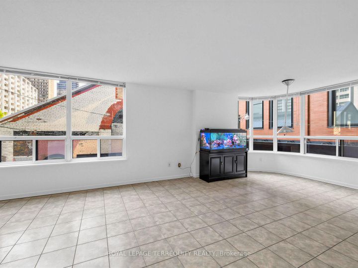 Photo 3 at 210 - 25 Maitland Street, Yonge Corridor, Toronto