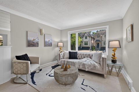 Photo 4 at 42 Franklin Avenue, Westgate, Toronto