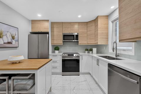 Photo 9 at 42 Franklin Avenue, Westgate, Toronto