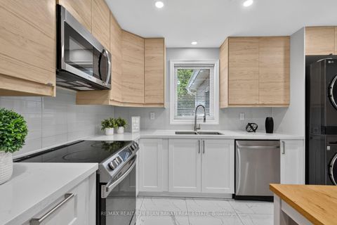 Photo 10 at 42 Franklin Avenue, Westgate, Toronto