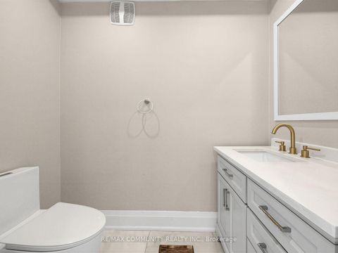 Photo 14 at 12 Janray Drive, Woburn, Toronto