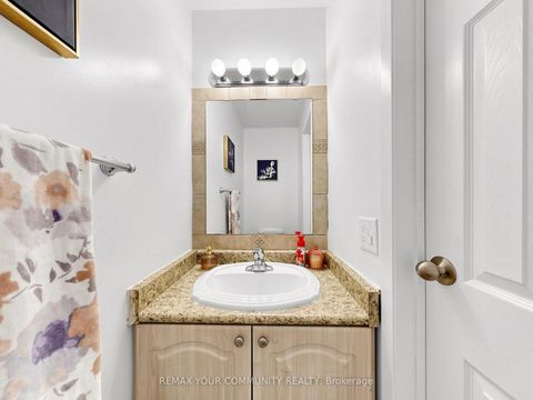 Photo 18 at 59 Valley Stream Drive, Milliken, Toronto