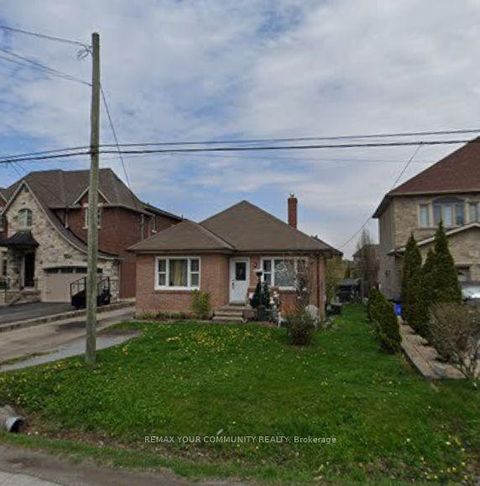 Photo 3 at 68 Elm Grove Avenue, Oak Ridges, Richmond Hill