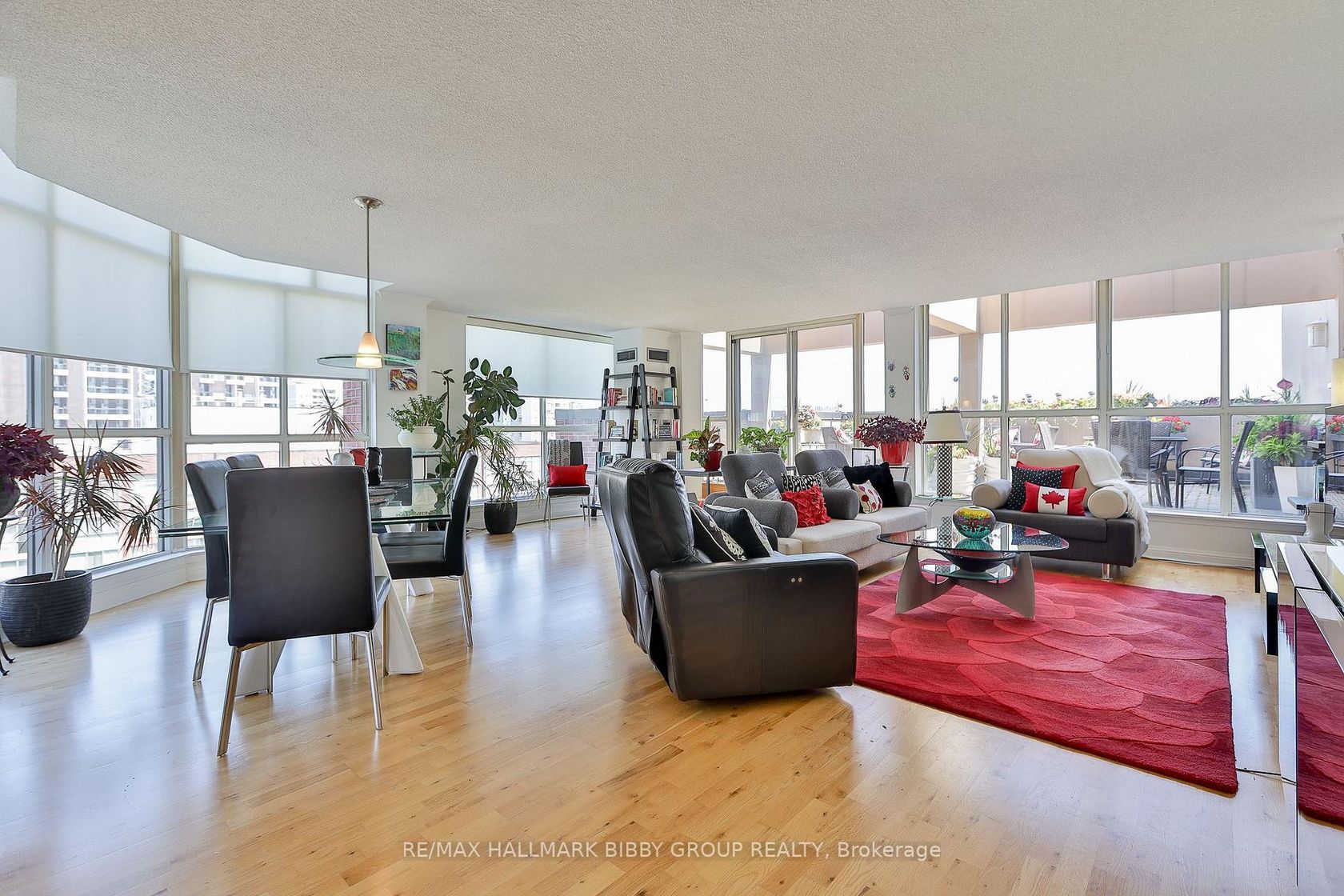 1033 - 22 Southport Street, Swansea, Toronto 