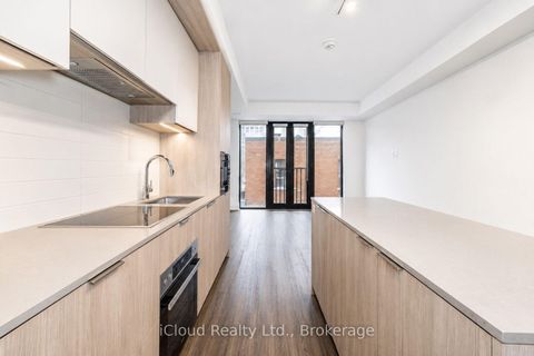 Photo 2 at 303 - 123 Portland Street, Waterfront Communities C1, Toronto