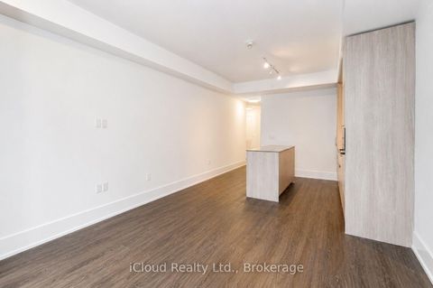 Photo 5 at 303 - 123 Portland Street, Waterfront Communities C1, Toronto