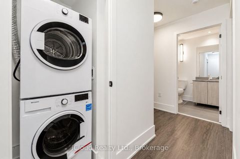 Photo 10 at 303 - 123 Portland Street, Waterfront Communities C1, Toronto