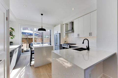 Photo 14 at 30 - 80 Daisy Avenue, Long Branch, Toronto