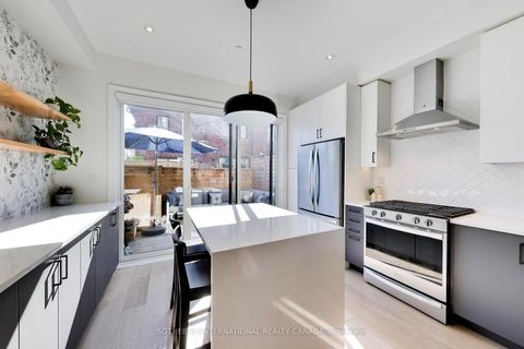 Photo 15 at 30 - 80 Daisy Avenue, Long Branch, Toronto