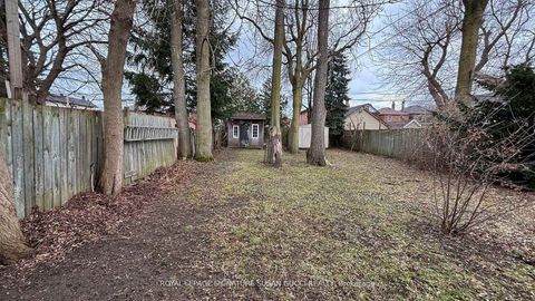 Photo 2 at 215 Gowan Avenue, East York, Toronto