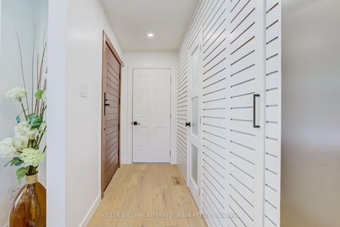 Photo 3 at 7 Cossar Drive, Aurora Highlands, Aurora