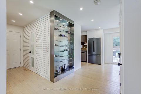 Photo 10 at 7 Cossar Drive, Aurora Highlands, Aurora