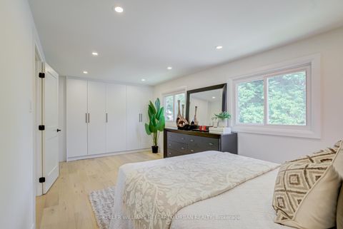 Photo 19 at 7 Cossar Drive, Aurora Highlands, Aurora