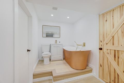 Photo 40 at 7 Cossar Drive, Aurora Highlands, Aurora