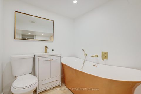 Photo 44 at 7 Cossar Drive, Aurora Highlands, Aurora
