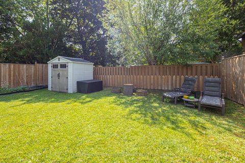 Photo 48 at 7 Cossar Drive, Aurora Highlands, Aurora