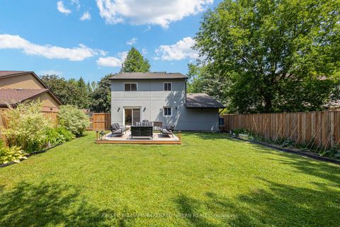 Photo 49 at 7 Cossar Drive, Aurora Highlands, Aurora