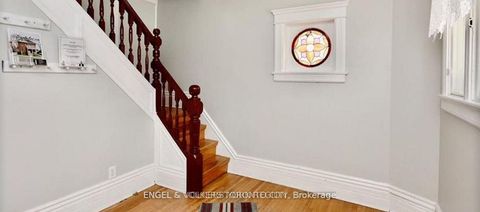 Photo 2 at 127 Burton Avenue, Allandale, Barrie