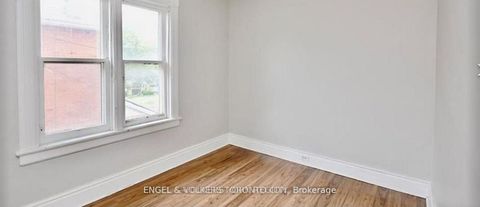 Photo 9 at 127 Burton Avenue, Allandale, Barrie