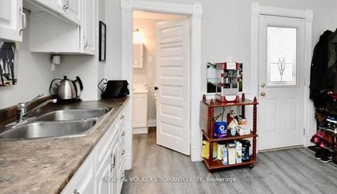 Photo 13 at 127 Burton Avenue, Allandale, Barrie