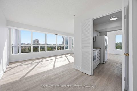Photo 7 at 906 - 3050 Ellesmere Road, Morningside, Toronto