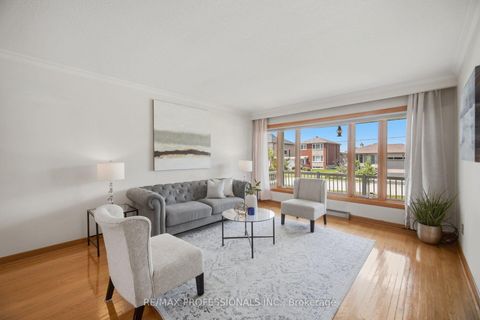 Photo 4 at 171 Regina Avenue, Lawrence, Toronto