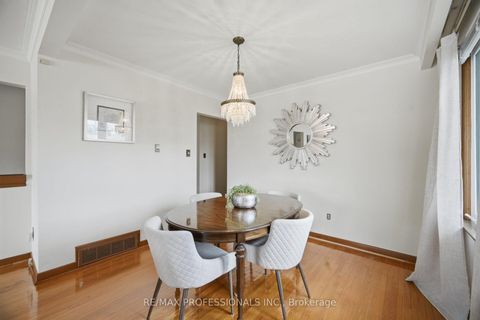 Photo 8 at 171 Regina Avenue, Lawrence, Toronto