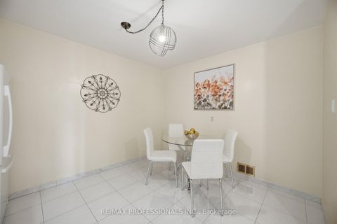 Photo 15 at 171 Regina Avenue, Lawrence, Toronto