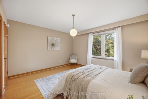 Photo 17 at 171 Regina Avenue, Lawrence, Toronto