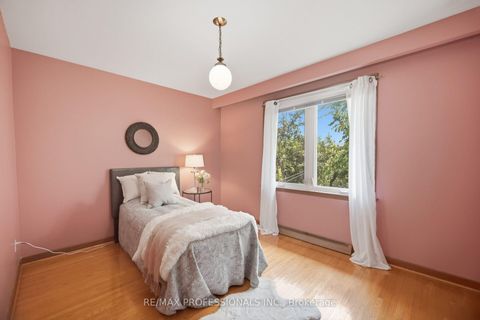 Photo 21 at 171 Regina Avenue, Lawrence, Toronto